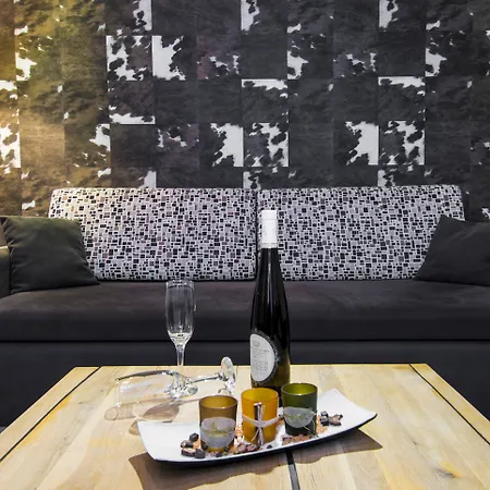 Lavina Hotel 4*