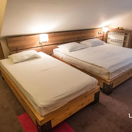 Lavina Hotel