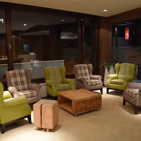 Lavina Hotel 4*