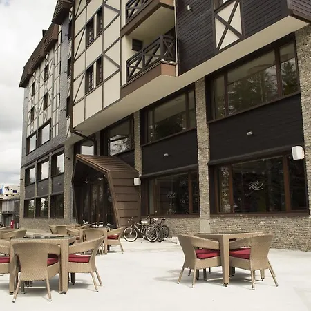 Lavina Hotel 4*