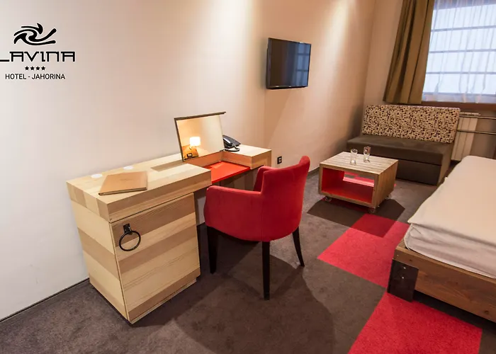 Lavina Hotel